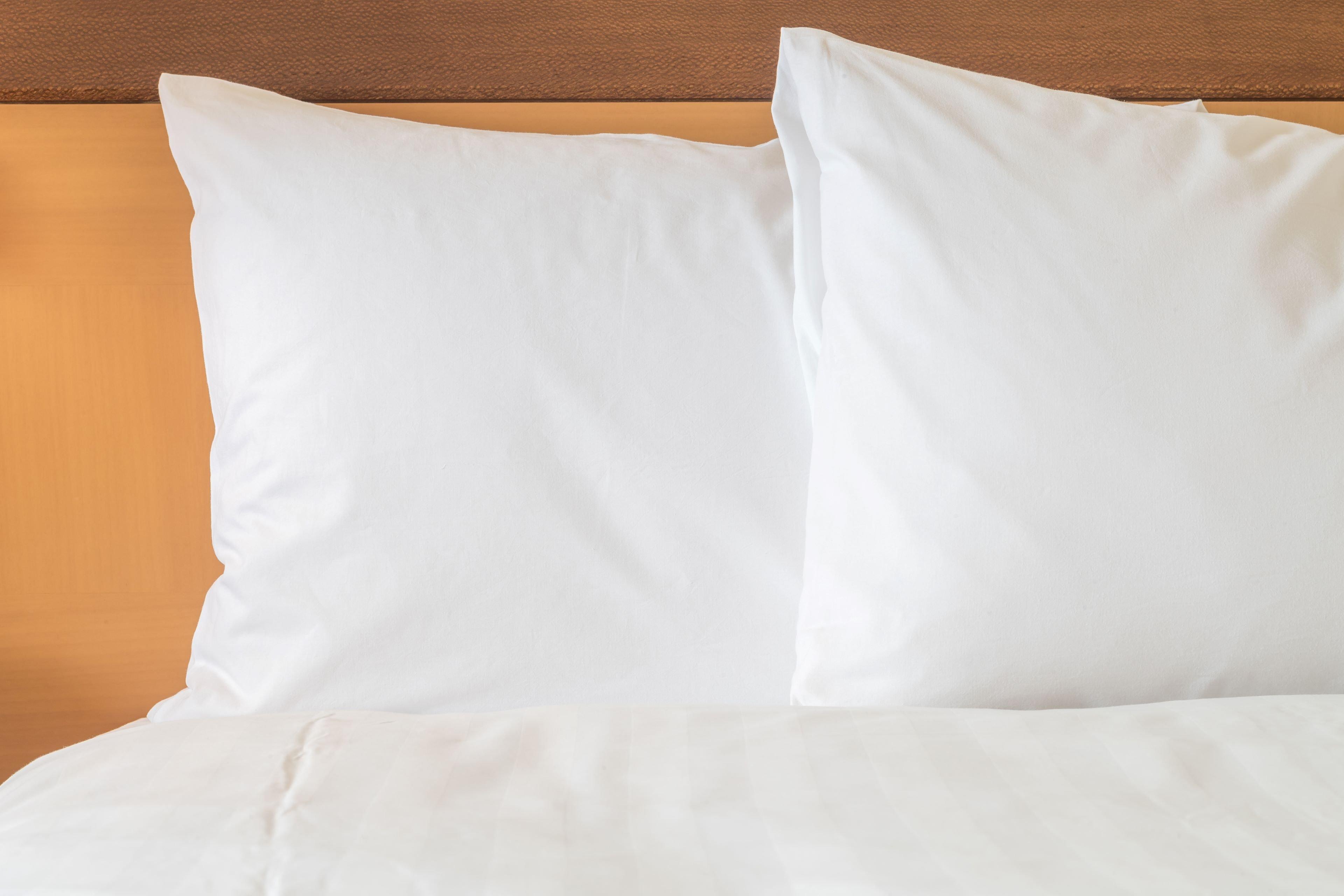 Holiday Inn Express & Suites Manhattan By Ihg Exteriör bild