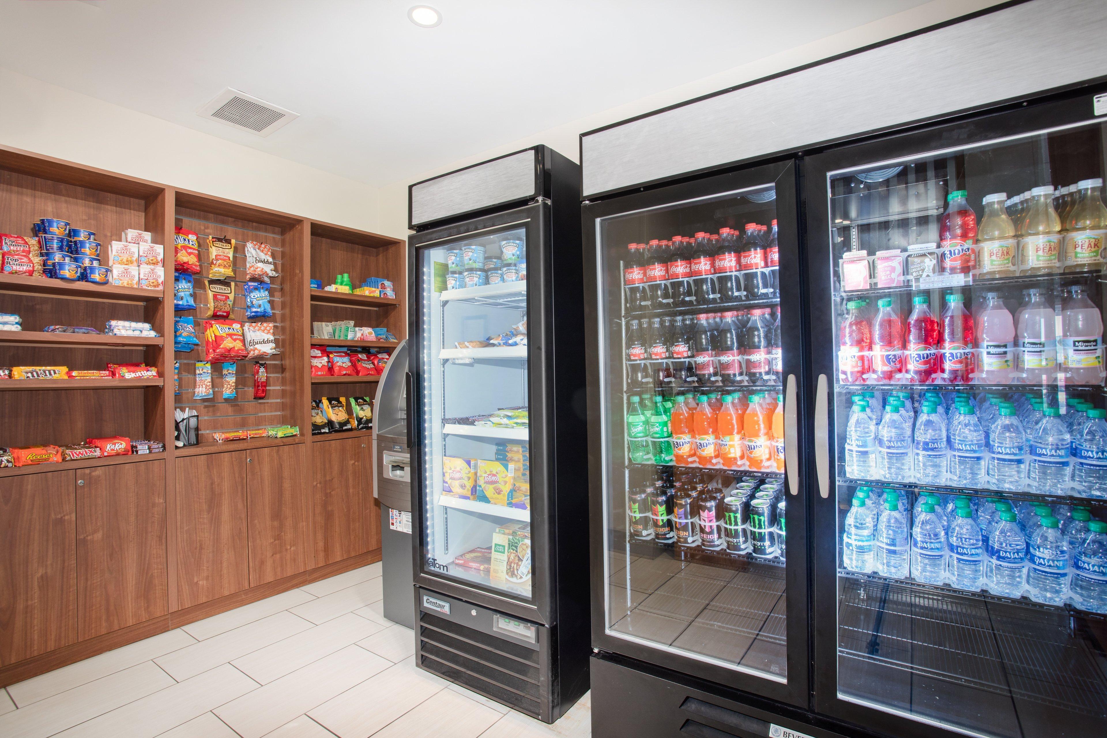 Holiday Inn Express & Suites Manhattan By Ihg Exteriör bild