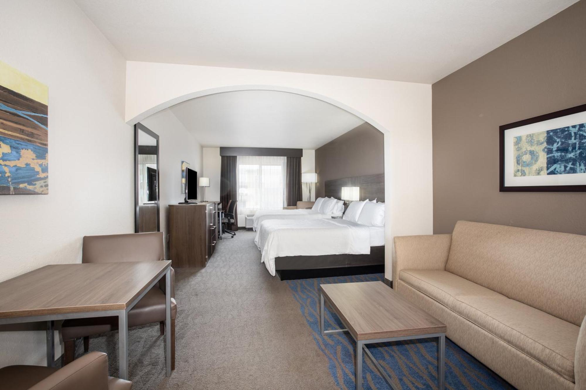 Holiday Inn Express & Suites Manhattan By Ihg Exteriör bild